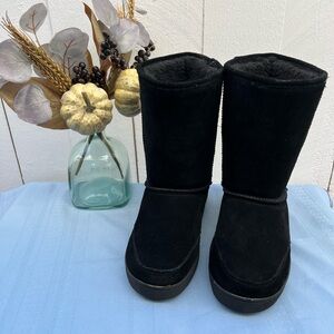 BearPaw Live Life Comfortably ☃️